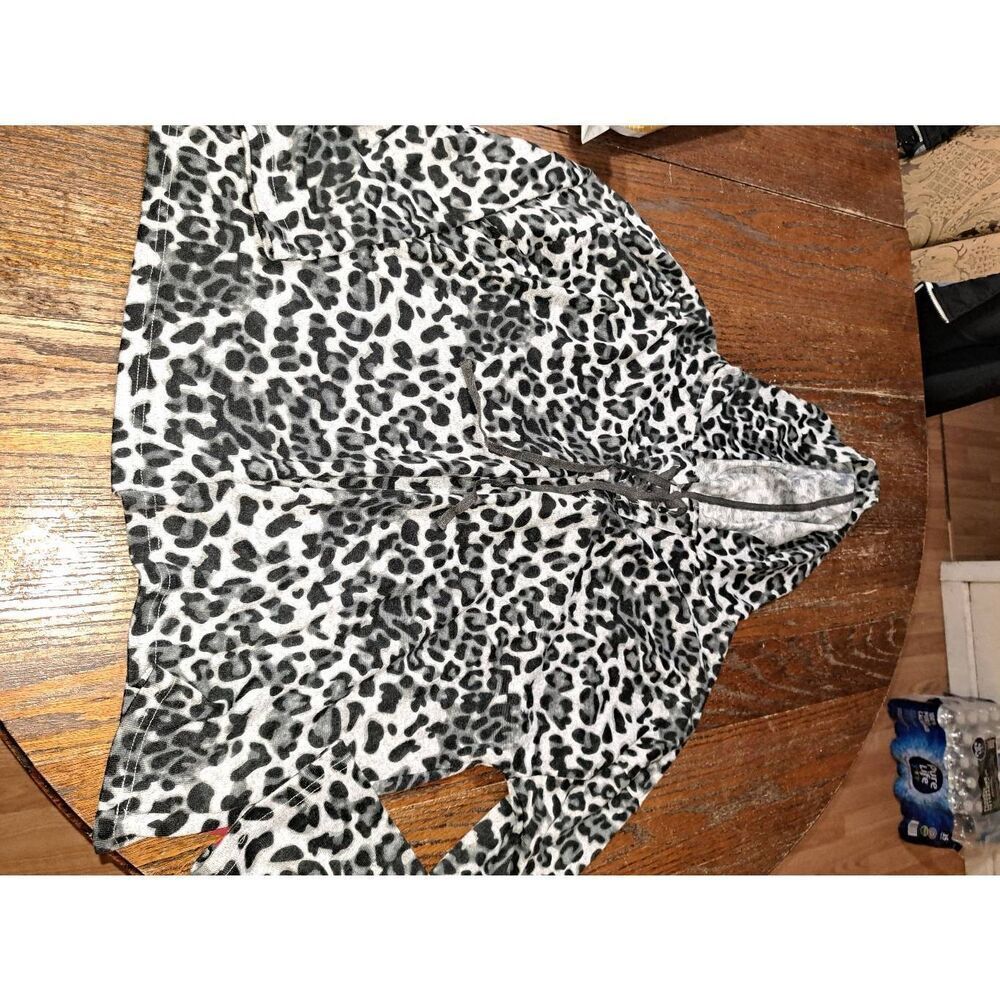 Small Glam Grey Black Long Sleeve Pullover Animal Print Hooded Knit Shirt Top